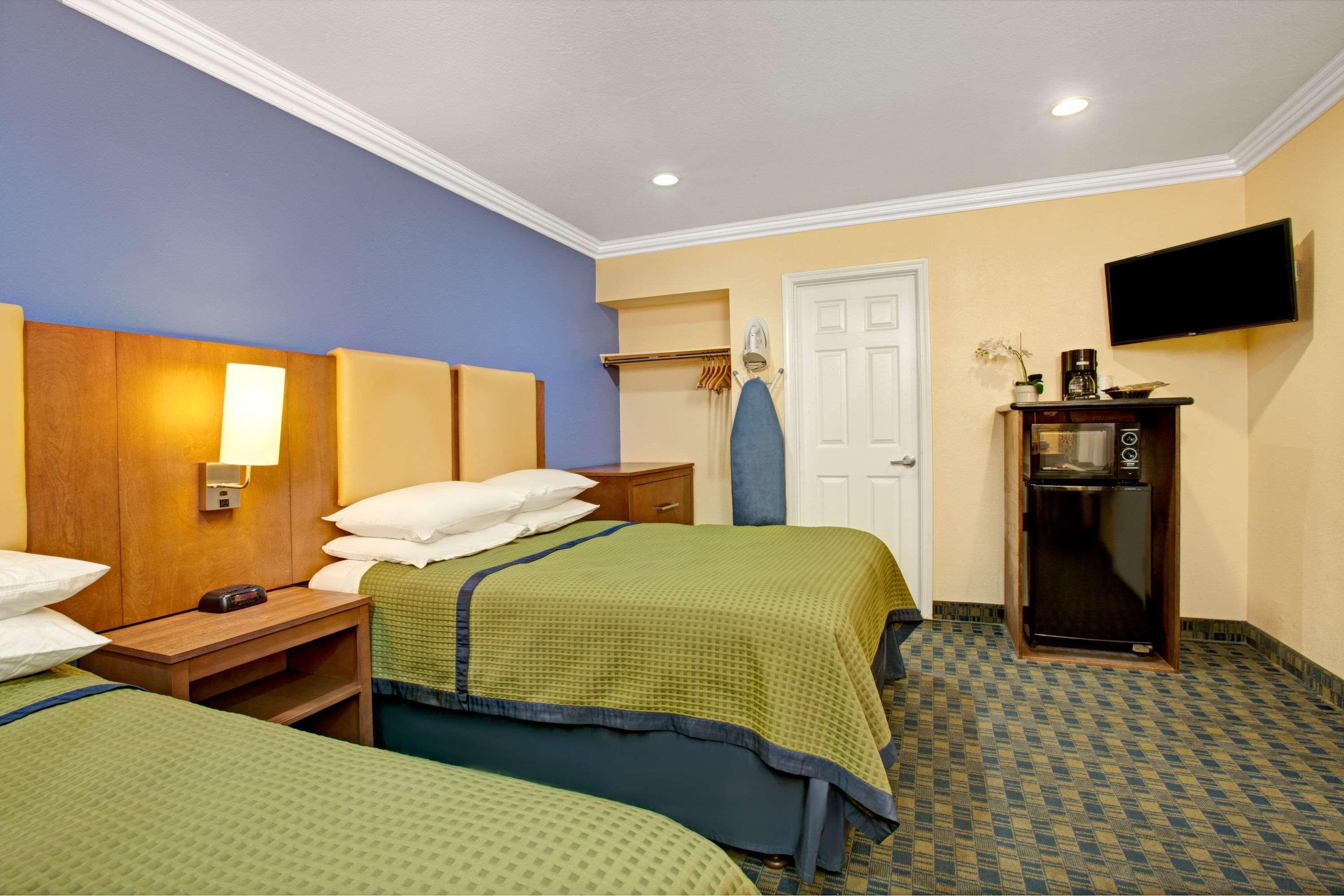 Days Inn San Francisco - Lombard Exterior photo